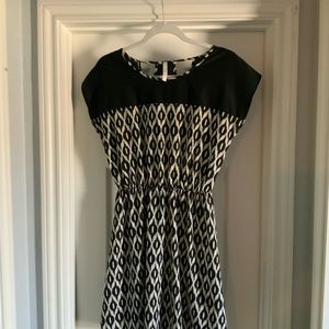 Great condition Millibon black & white dress